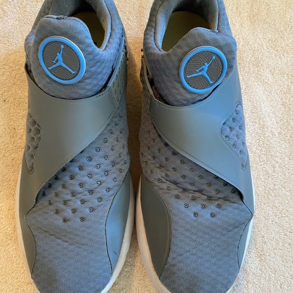 Nike Jordan trainer essential slip on size 13